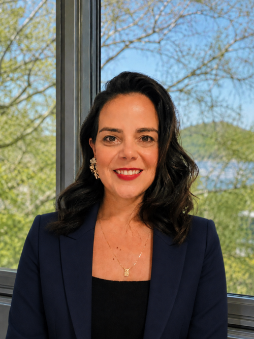 Diretora-Geral - Tatiane Tannus